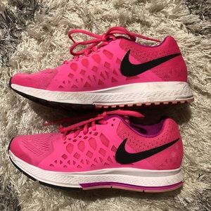 Nike Pink Pegasus 31 Size 8